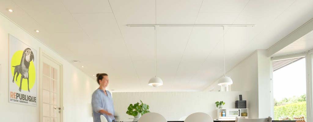 Rockfon loft med lydabsorberende plader