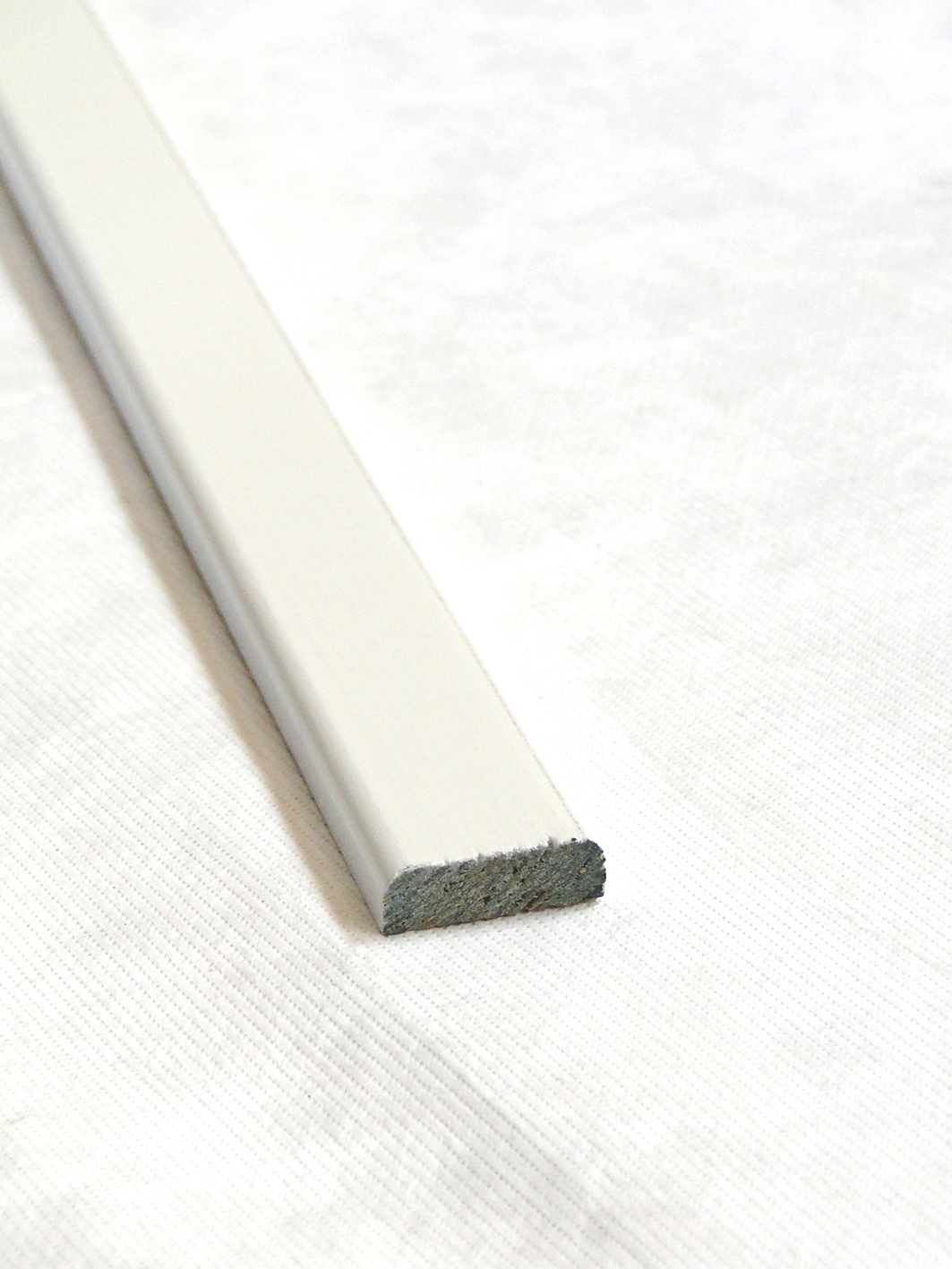 Nova Vægliste nr. 147 Hvid - 9x33x4200mm