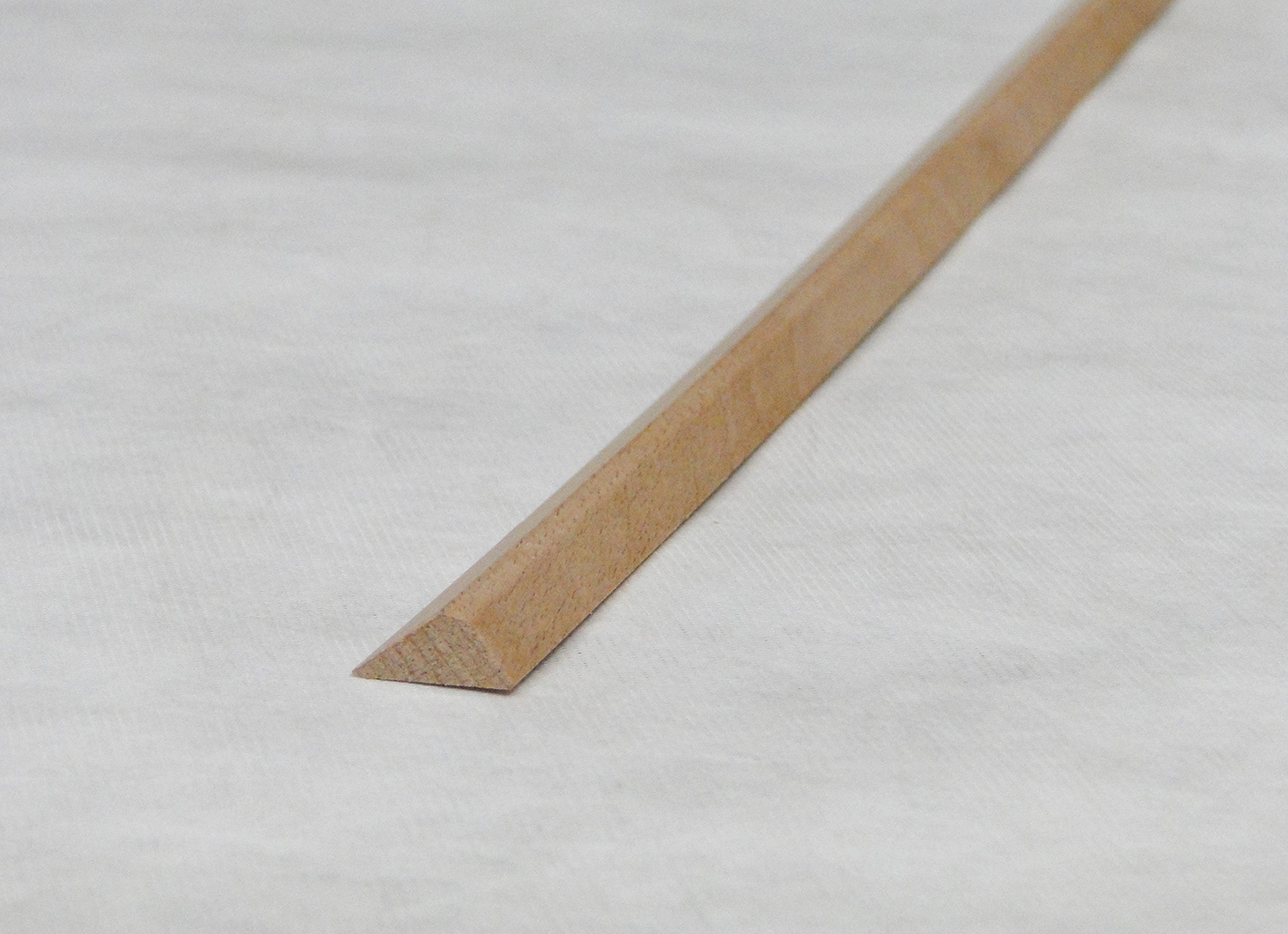 Nova Fejeliste nr.182 Bøg - 13x16x3000mm