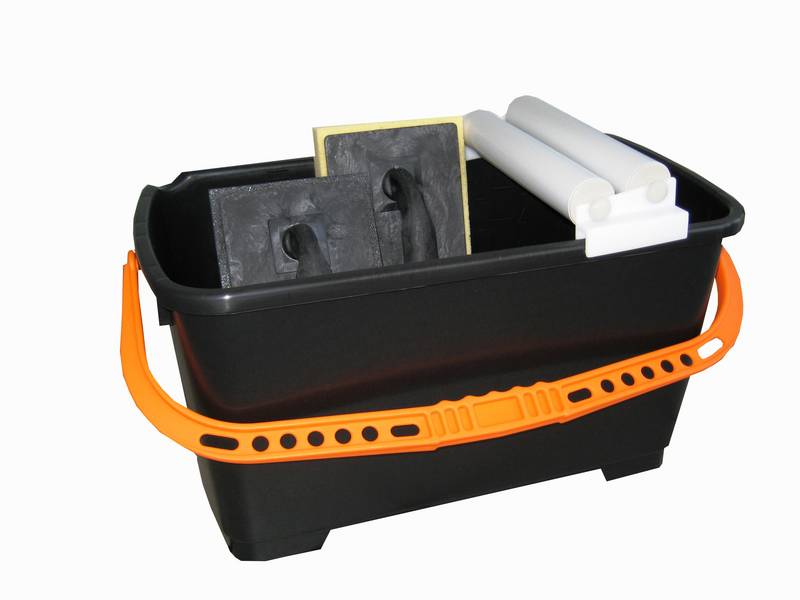 Sydvesta Flisefugesæt Profi Sort - 20l 