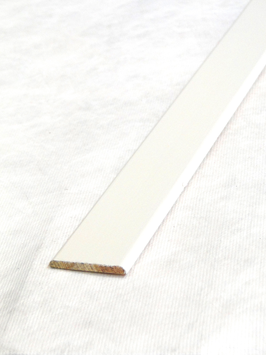 Nova Vægliste nr. 144 Hvid - 5x43x3000mm 