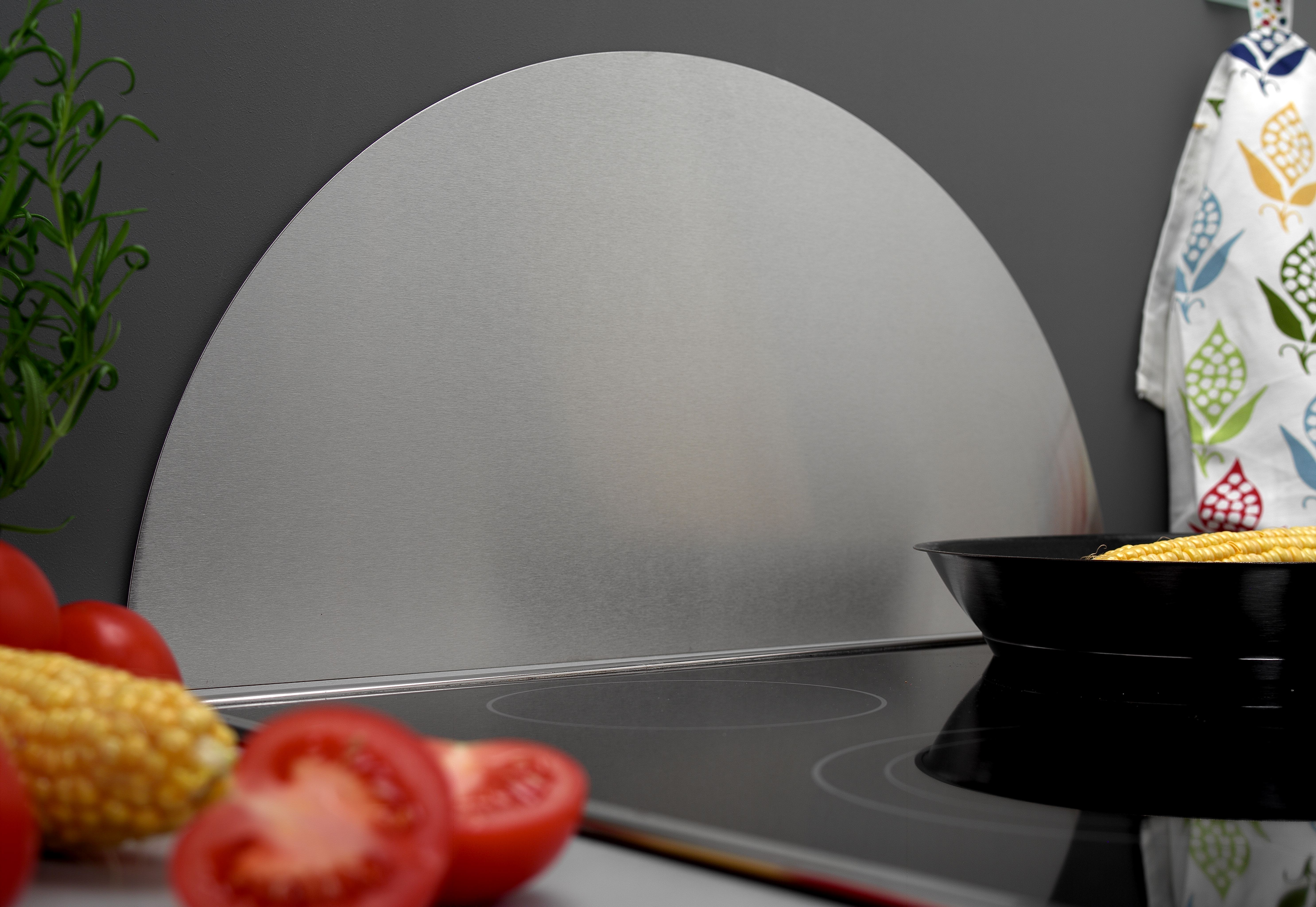 Millarco Stænkplade halvrund i rustfrit stål - 60x30cm