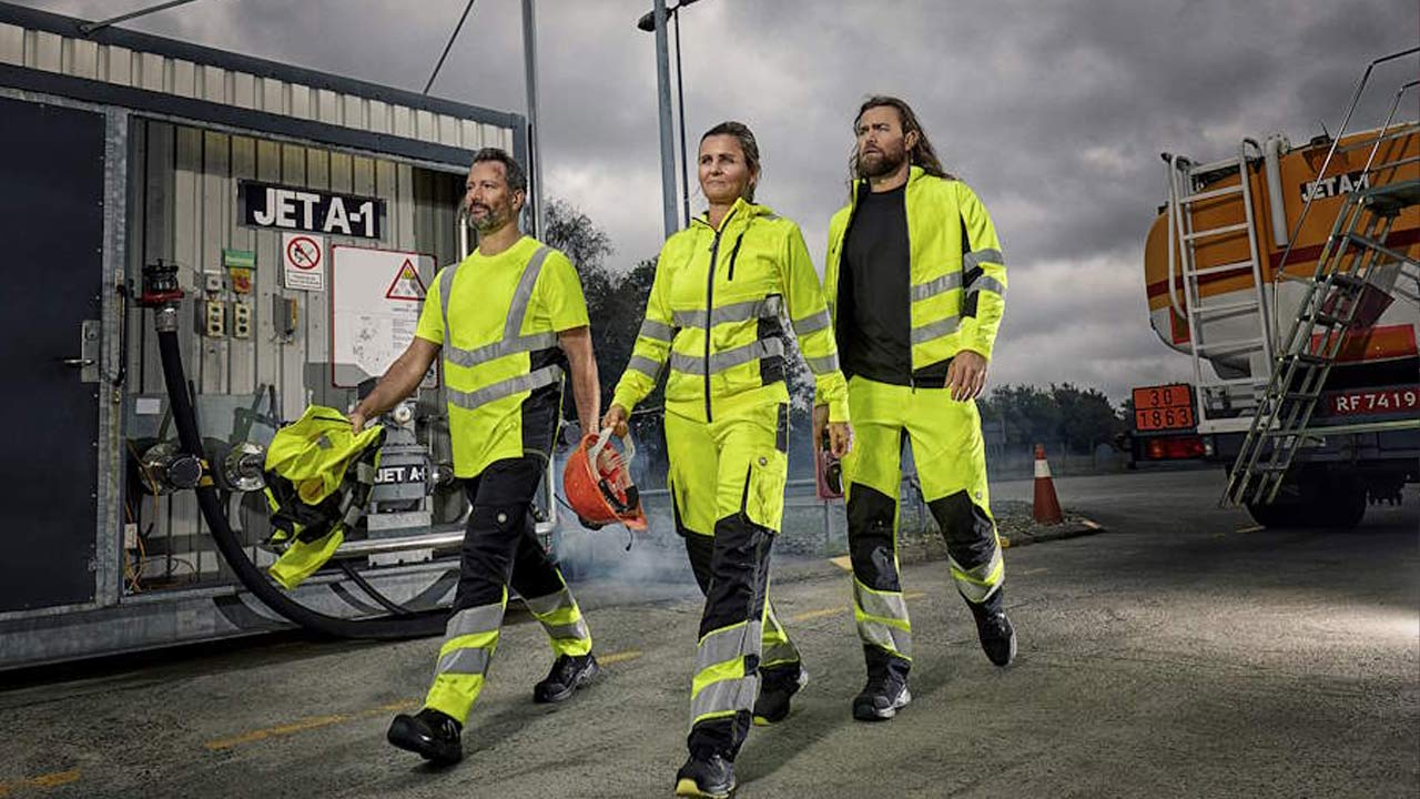 Arbejdstøj til alle sæsoner Se udvalget hos Bygma