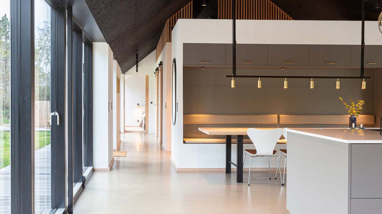 Lydd&aelig;mpende lofter i &aring;ben bolig