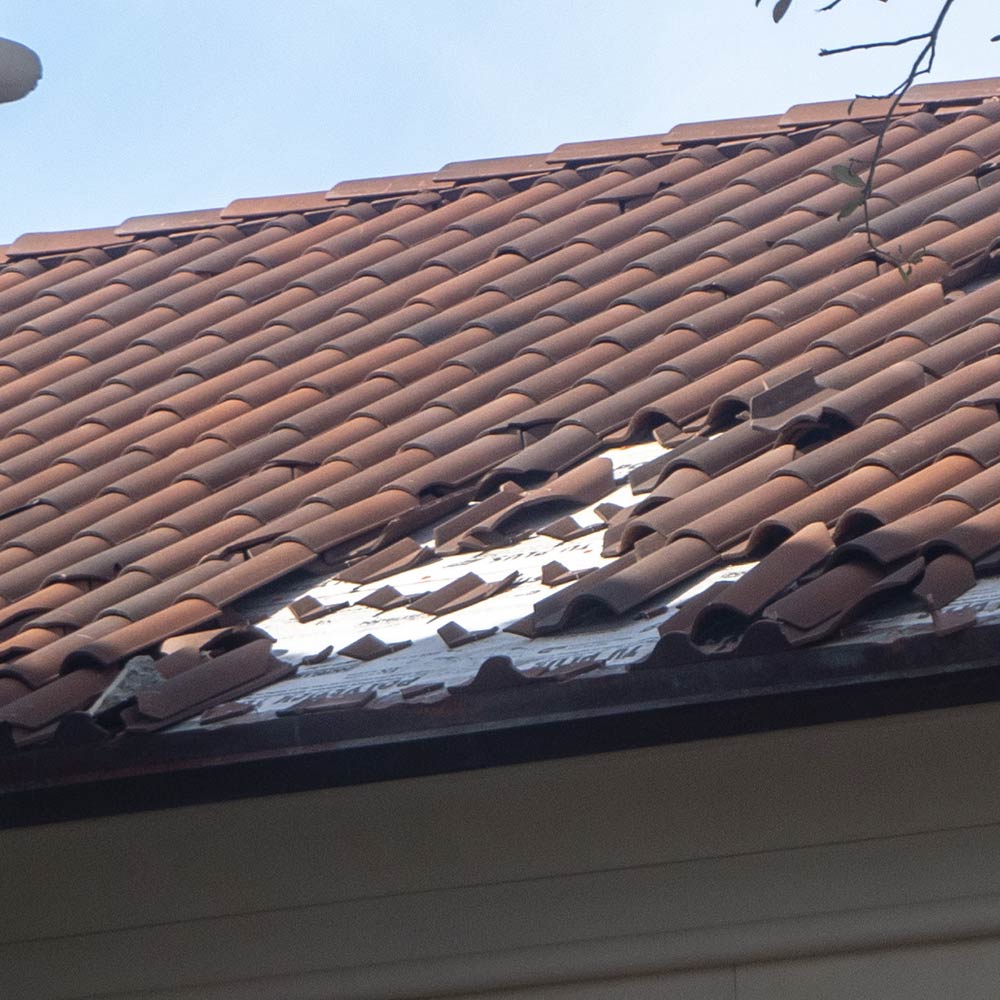 Stormvejr skader på tag, tagrende og tagsten