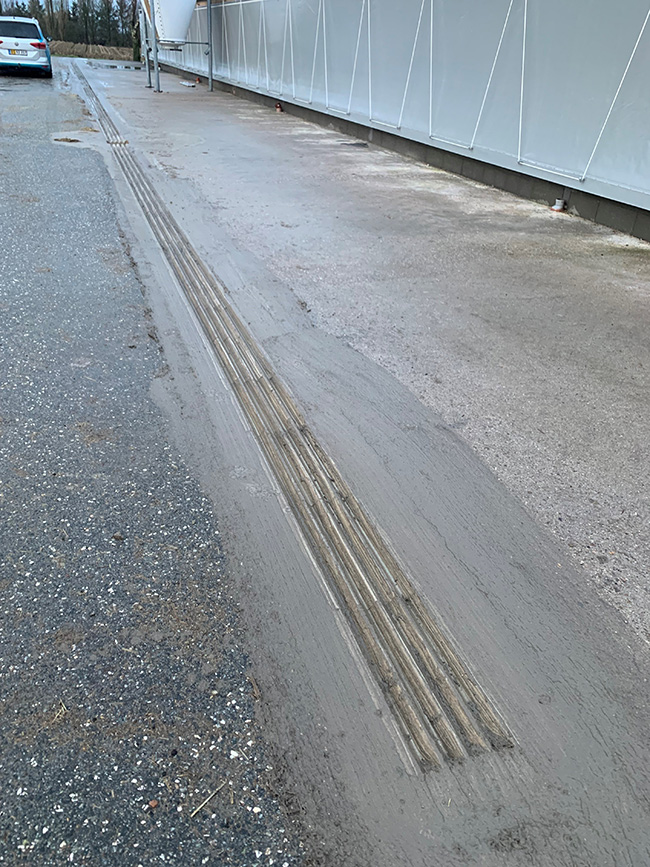 Polysan vandleder i vejen