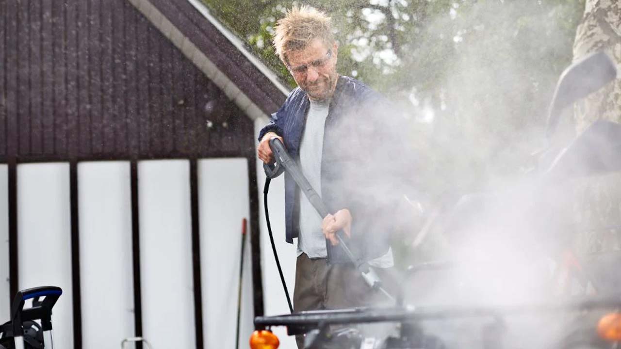 Nilfisk Premium Højtryksrenser i brug