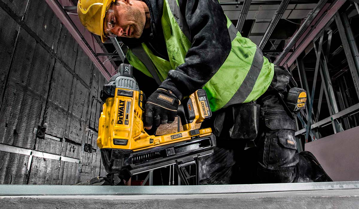 Dewalt dykkerpistol 2025 dcn660n