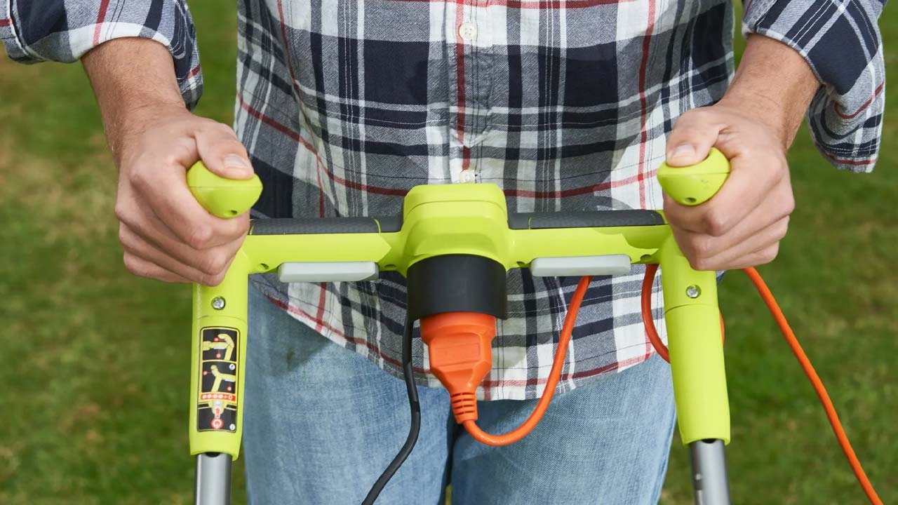 Ryobi 230v el plæneklipper RLM18E40H