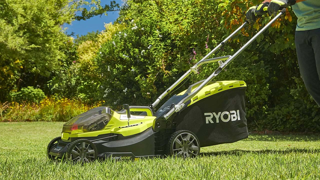 18v Ryobi plæneklipper RY18LMX37A