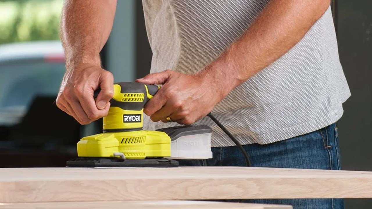 18V Ryobi rystepudser der sliber tr&aelig;plade