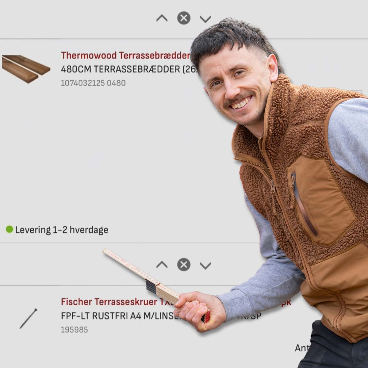 T&oslash;mrer Mathias tjekker leveringstid p&aring; varer hos Bygma