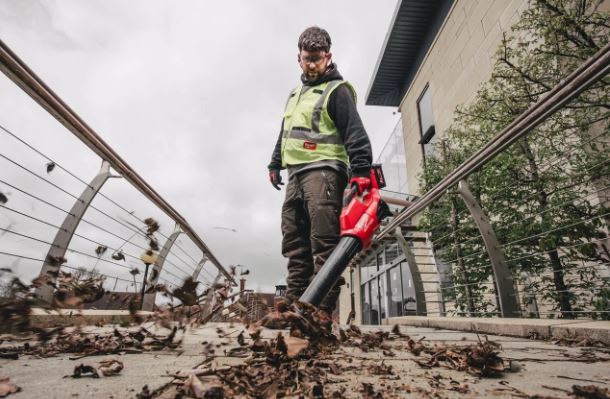 Milwaukee M18 Akku Løvblæser - 18V FBL-0 Solo