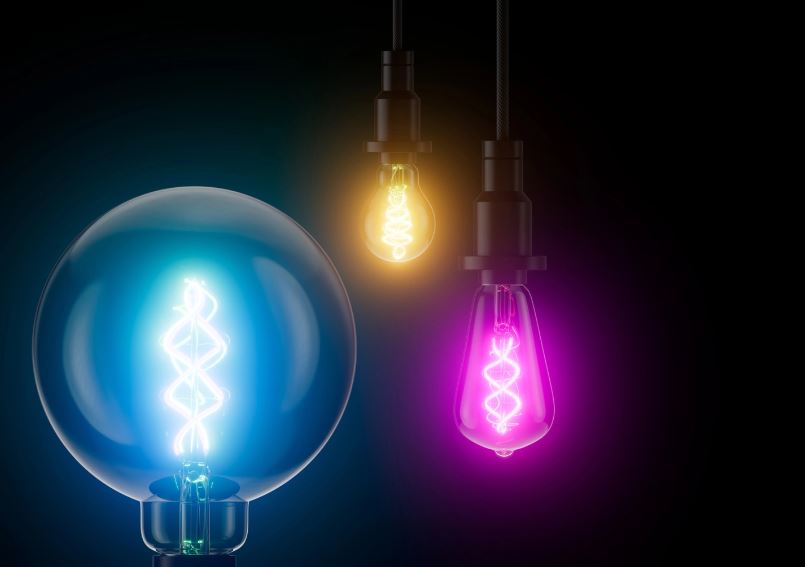 LEDVANCE SMART+ standard RGBW klar filament E27 WiFi