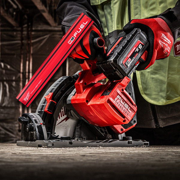 Milwaukee M18 Dyksav - 18V FPS55-0P + Styreskinne GR1400
