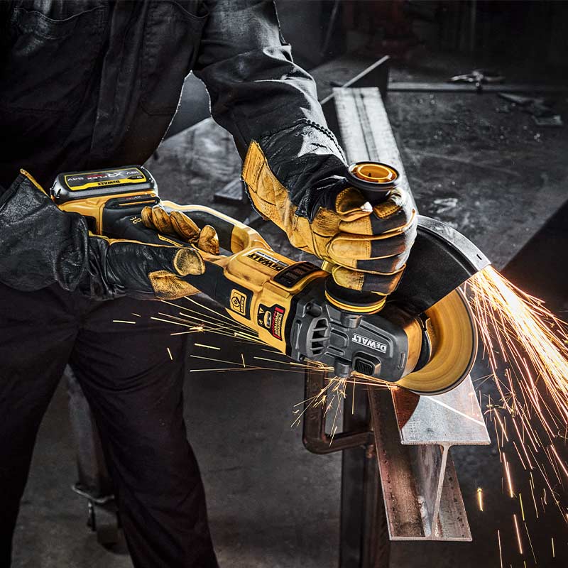 Se alt i Dewalt vækrtøj