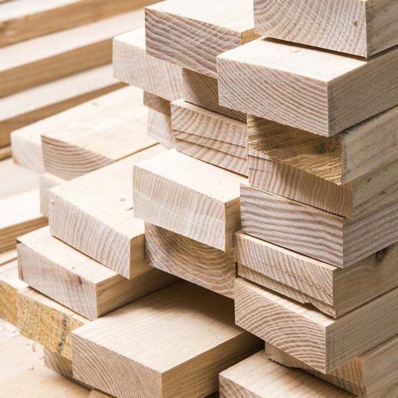 Planker af ubehandlet træ