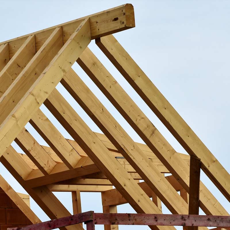 Spærtræ i tagkonstruktion