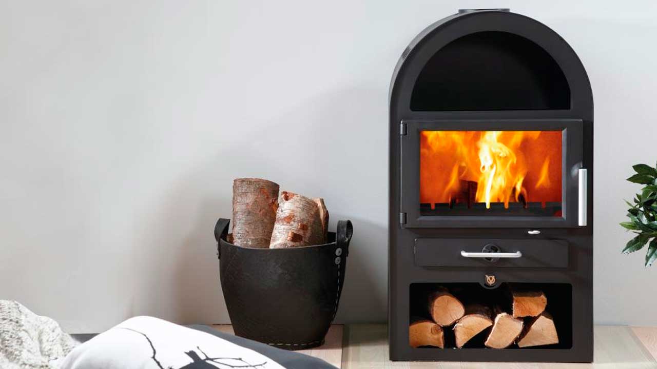 Brænde til brændeovn og pejs