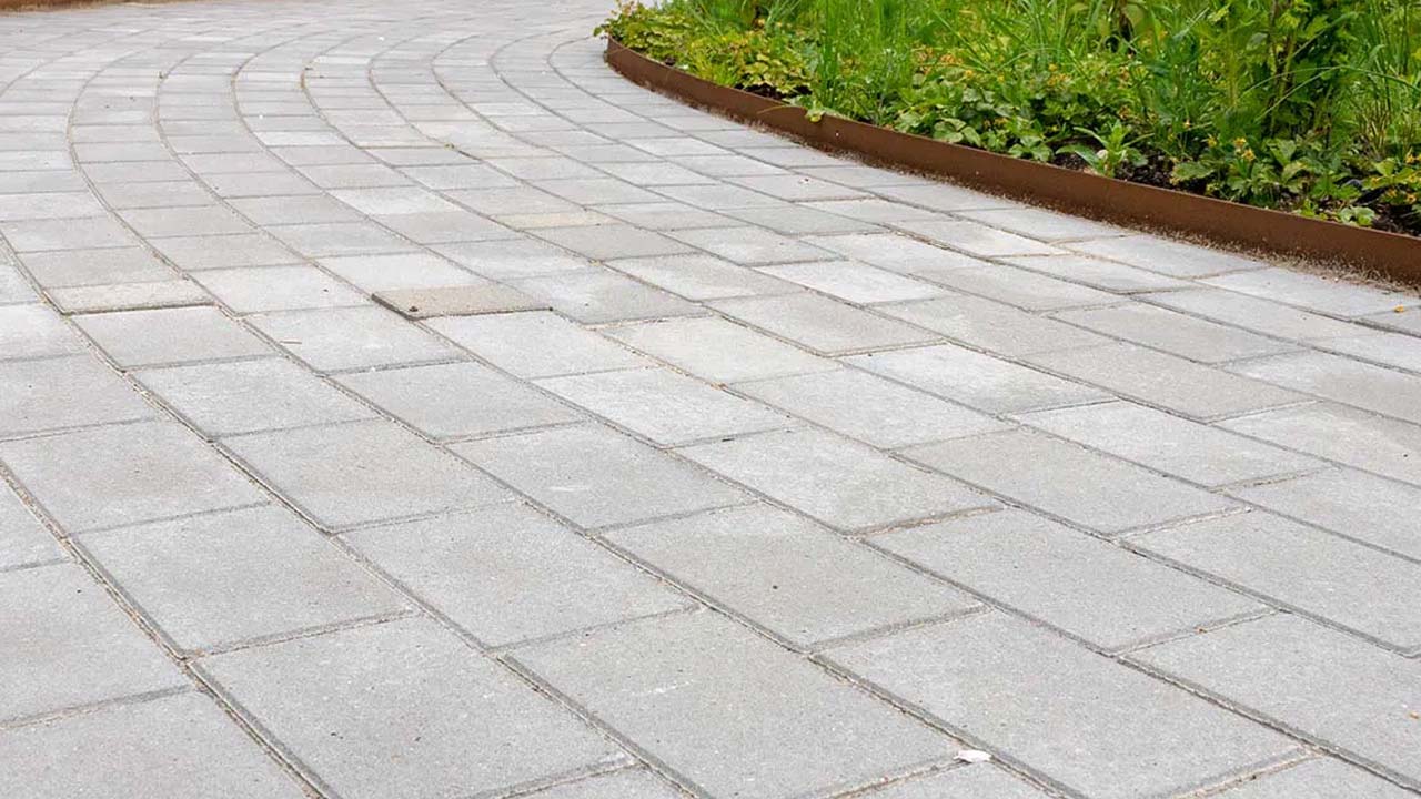 Bondesten i buet gangsystem