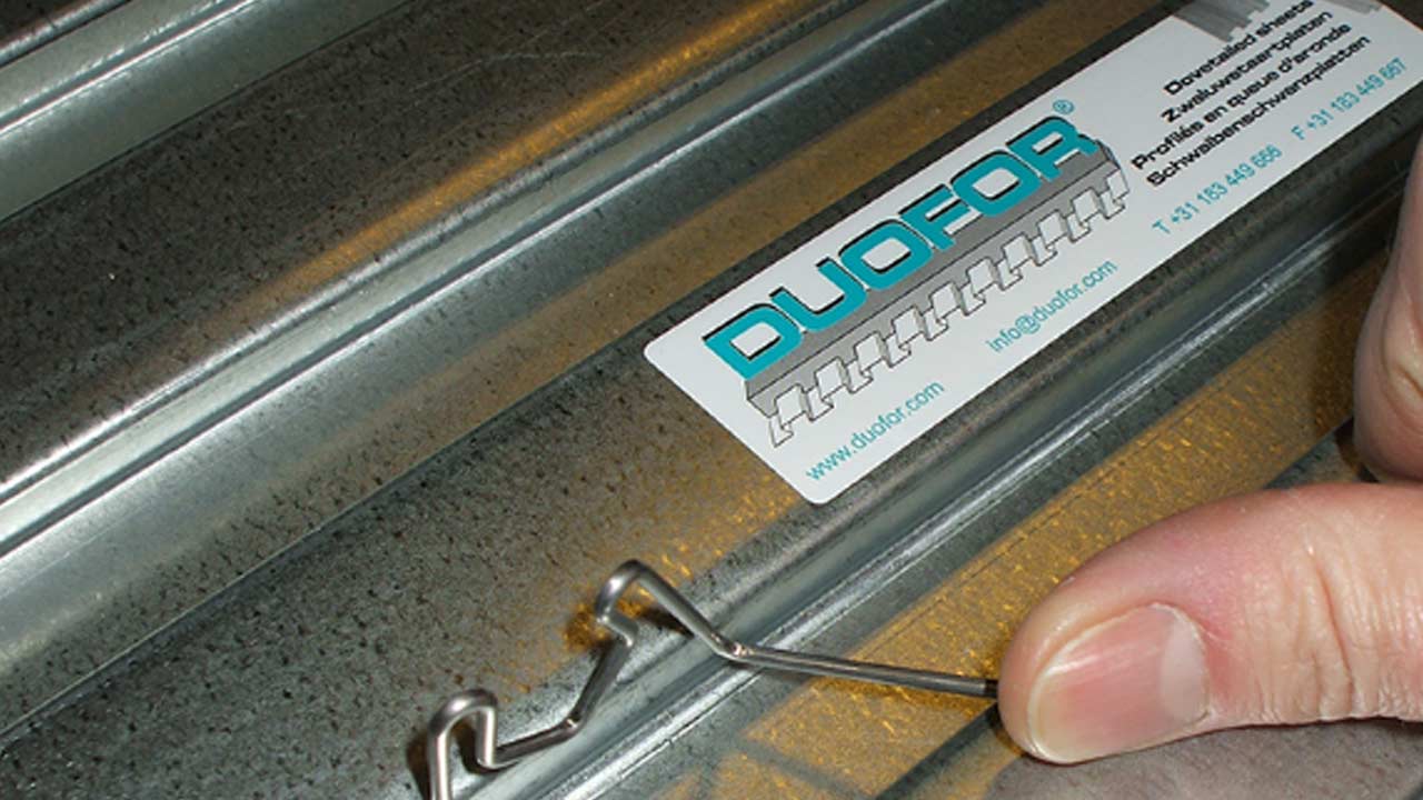 Svalehaleplader i galvaniseret stål