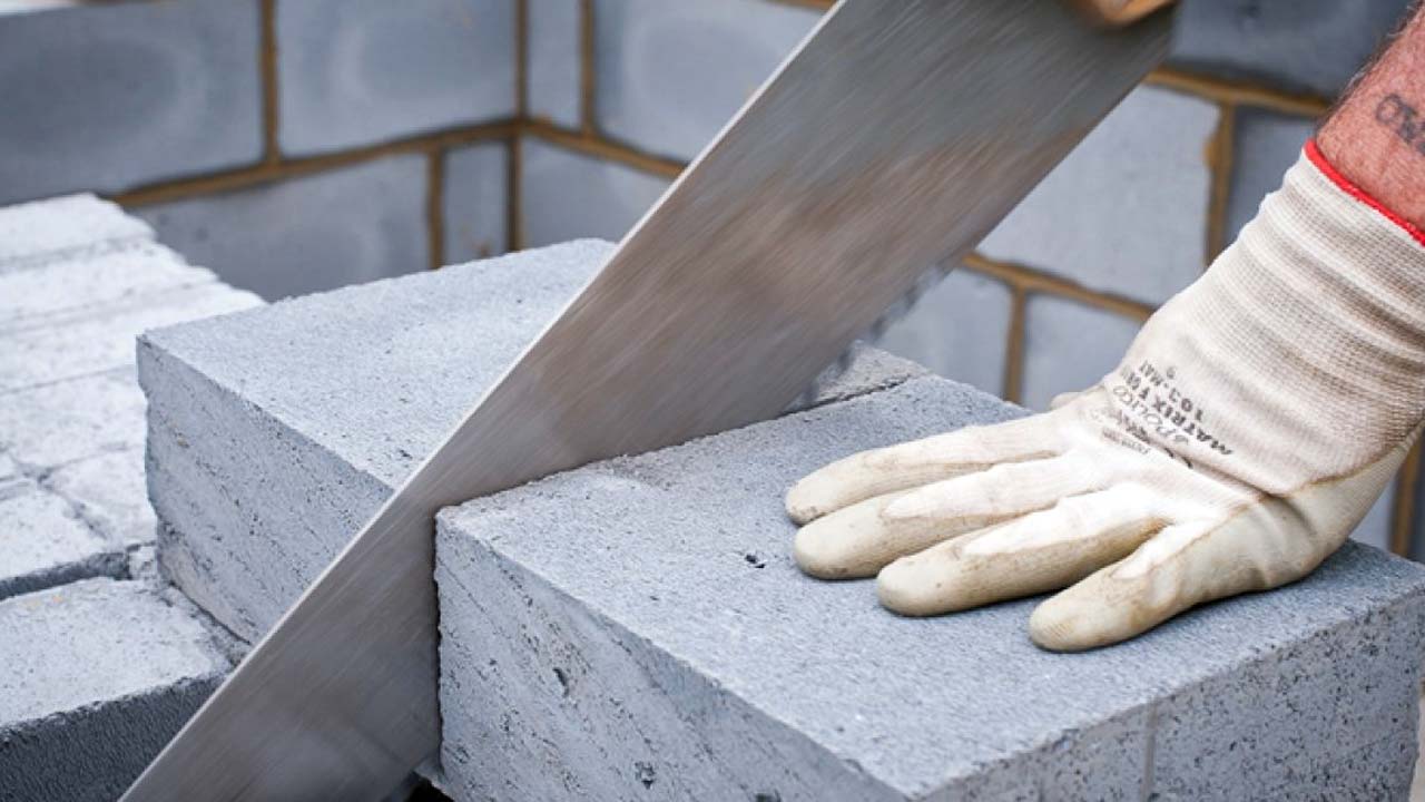 Tilskæring af porebeton og gasbeton blokke