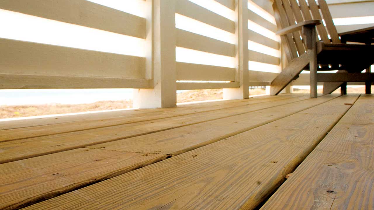 Trykimprægnerede terrassebrædder