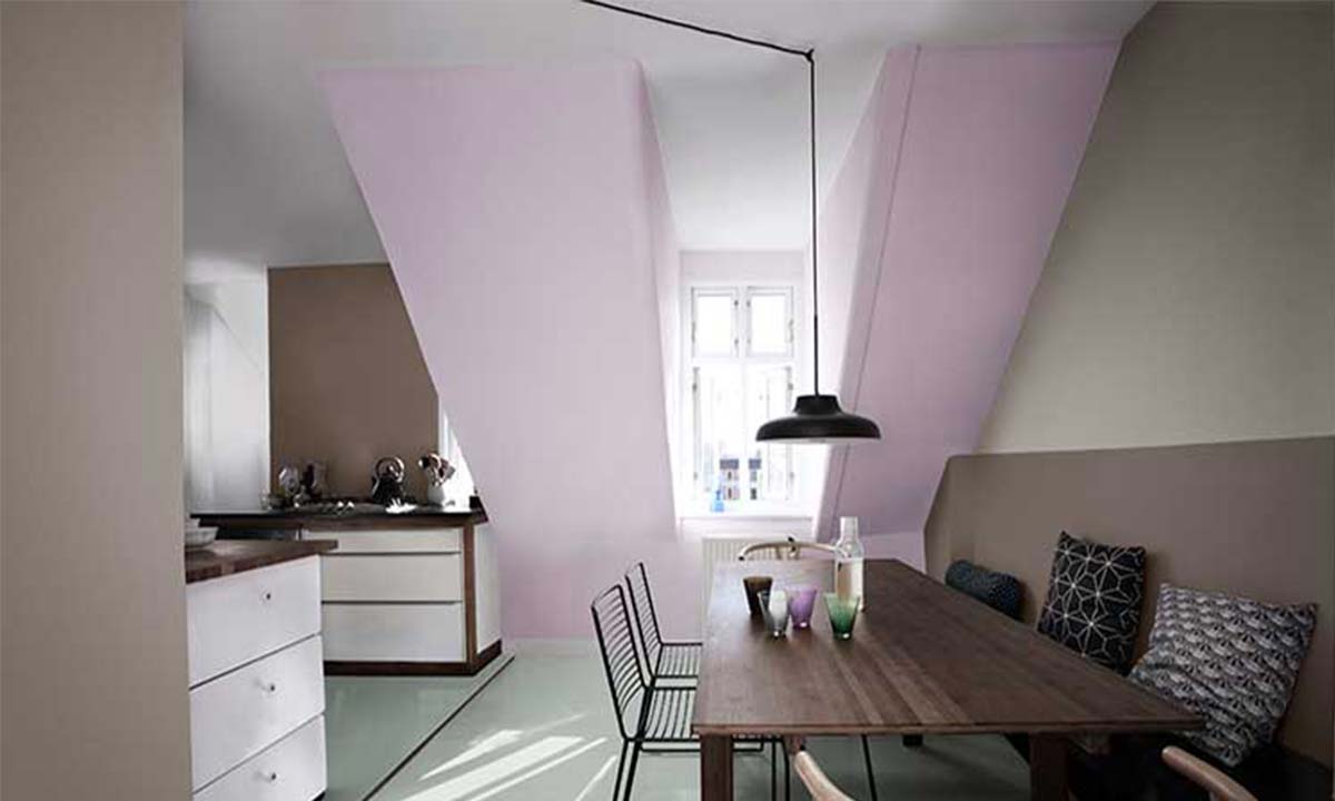 Indendørs maling af vægge, lofter og køkken