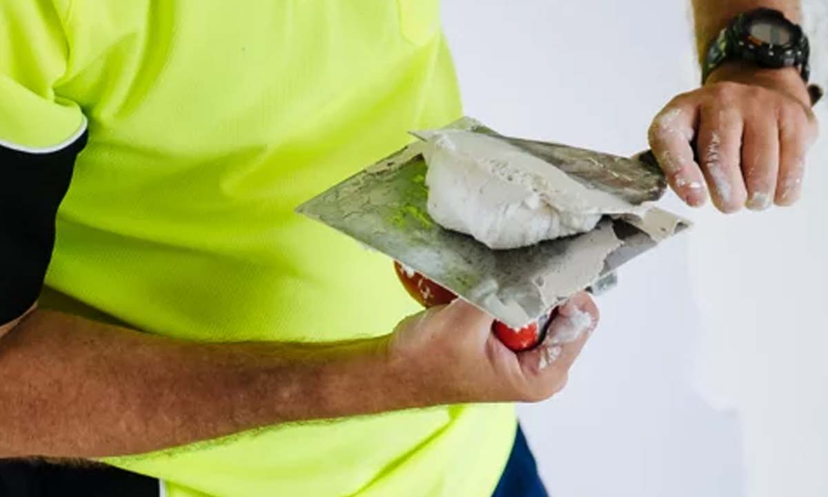 Spartel med spartelmasse på