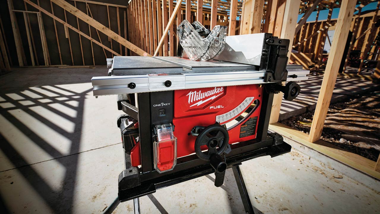 Milwaukee bordsav i udvalget af bondrundsave