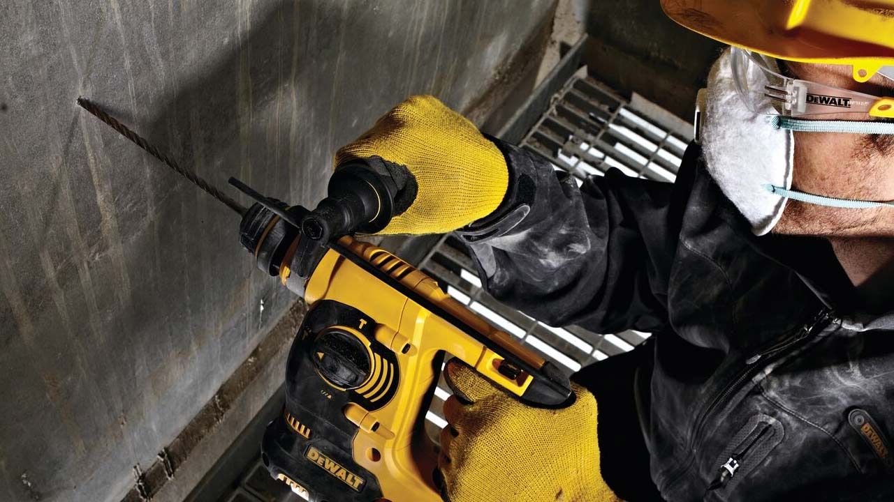 Batteridrevet DEWALT borehammer