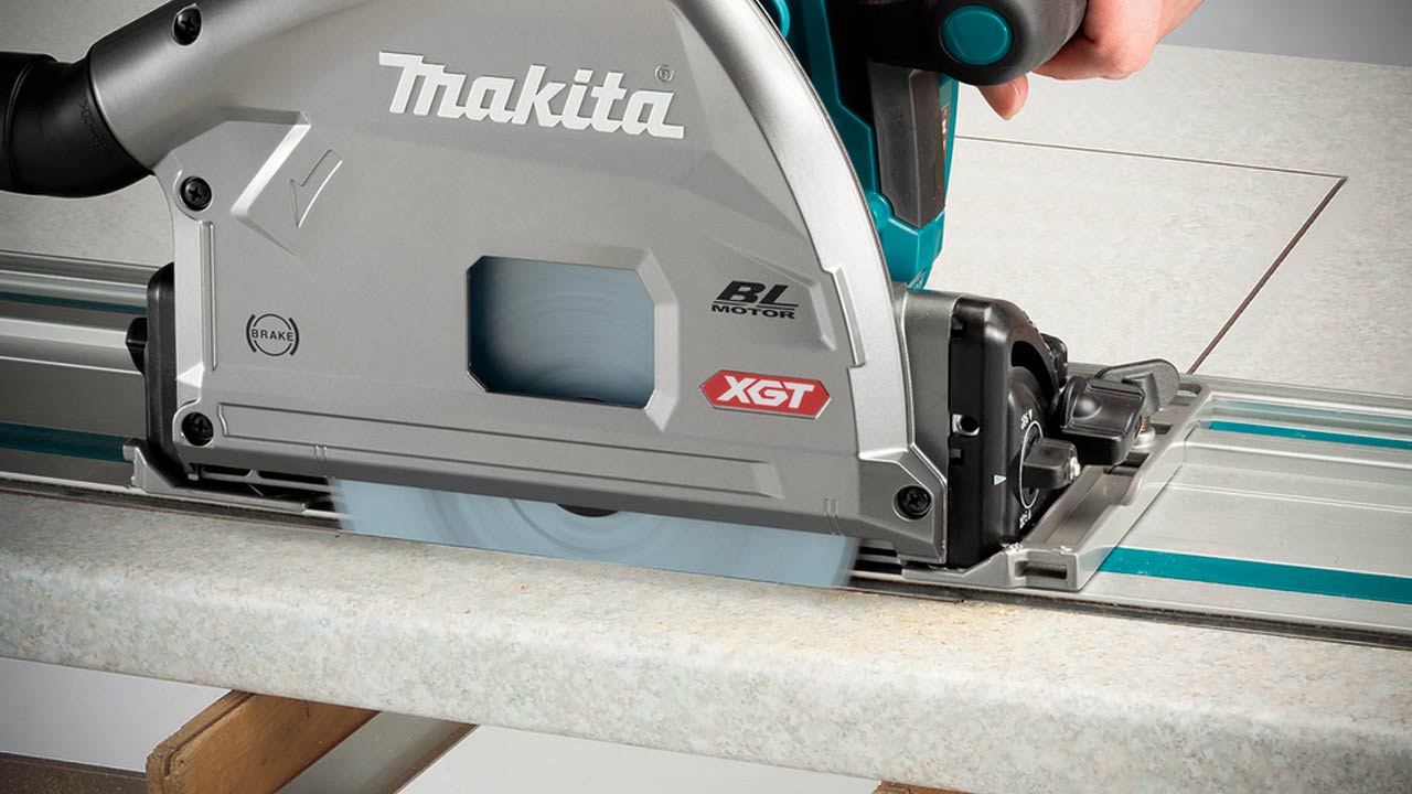 Dyksav med skinner hos Bygma