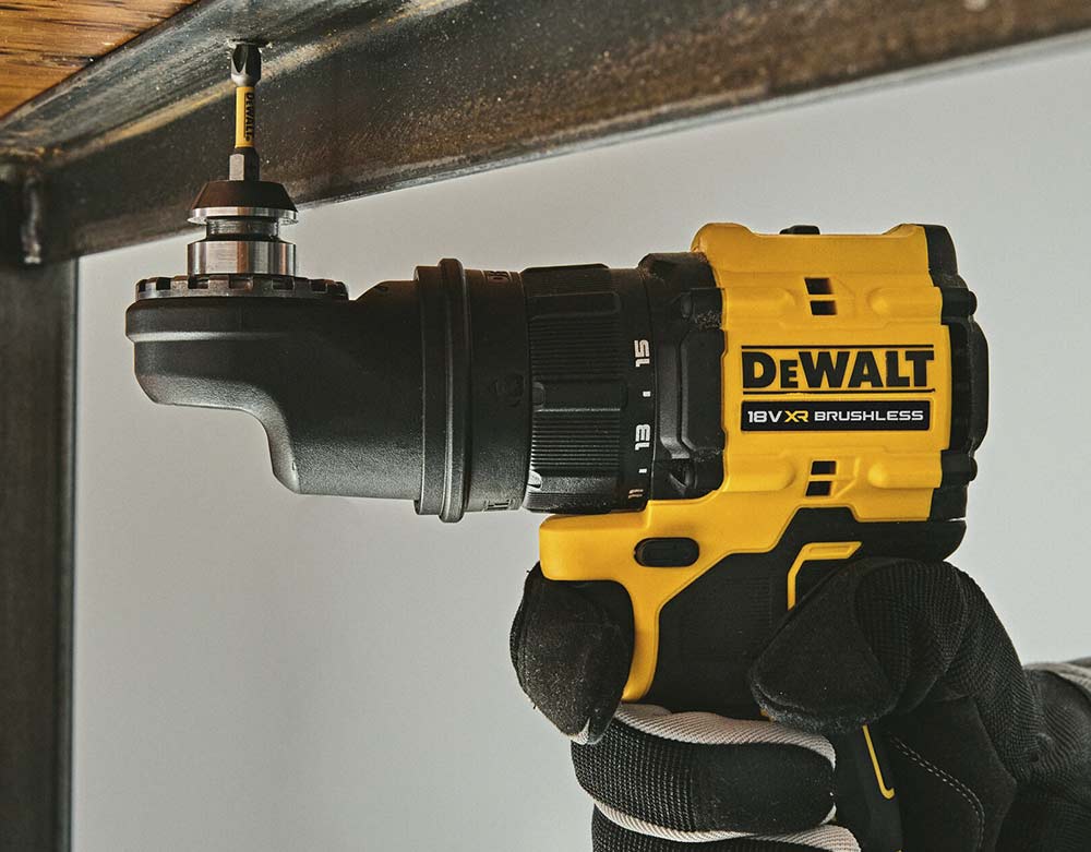 DEWALT boremaskine med vinklet hoved