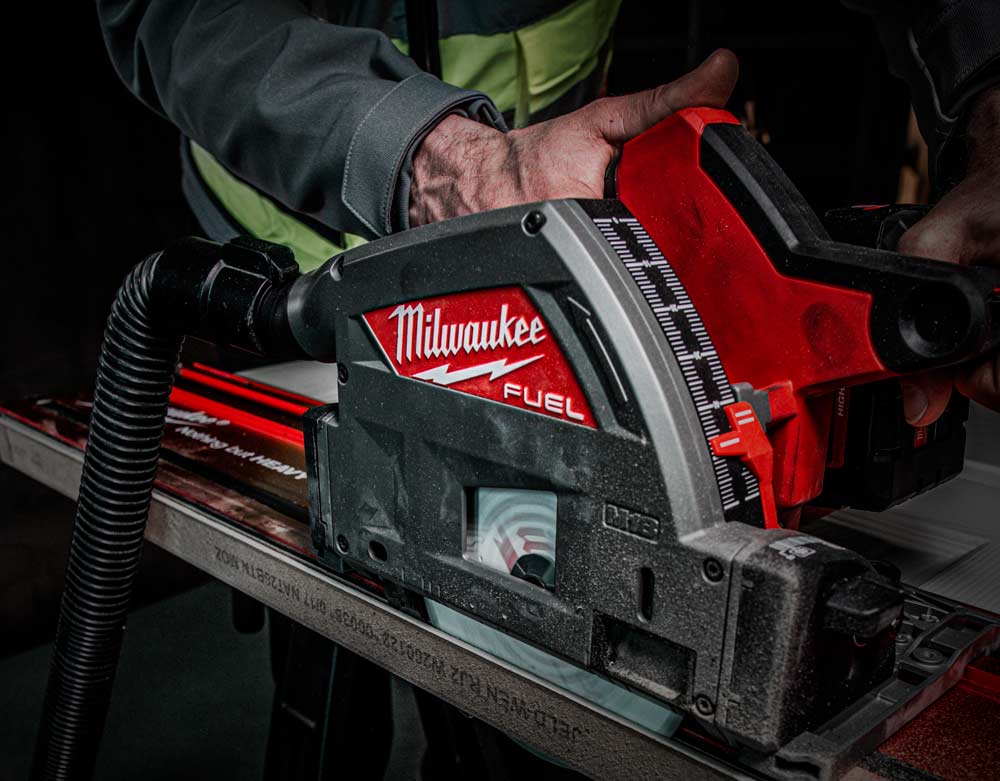 Milwaukee dyksav i test